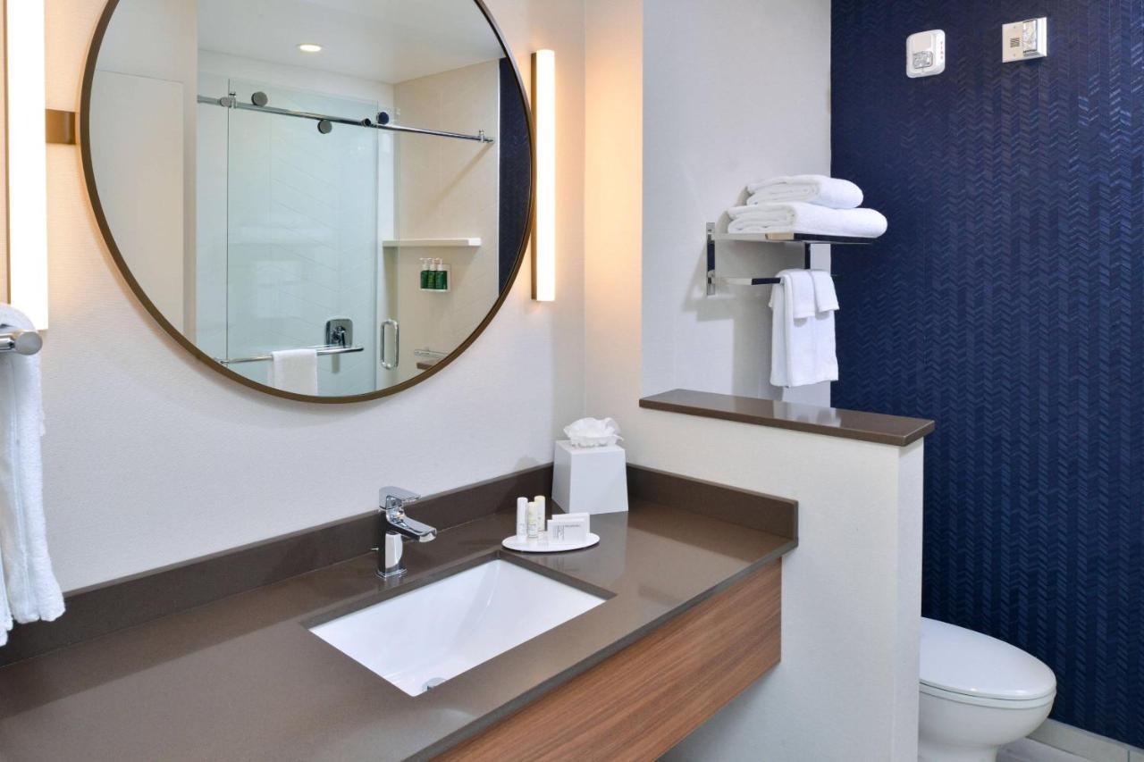 Fairfield & By Marriott Research Park Charlotte